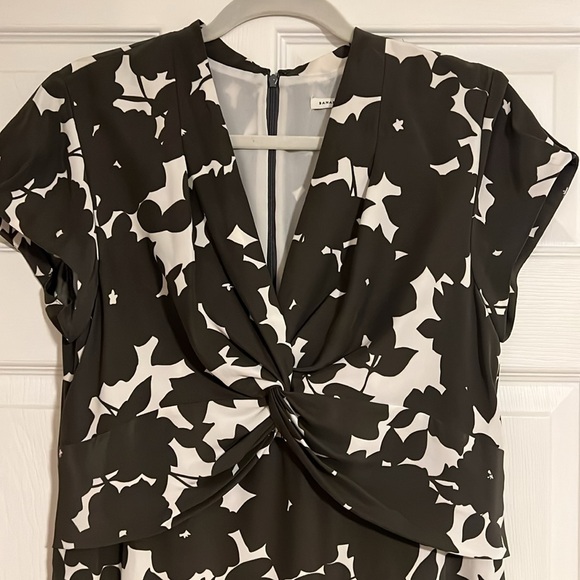 Banana Republic Silk Cap Sleeve Floral Midi Dress - Picture 2 of 12